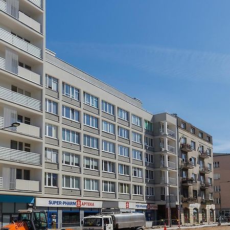 Stay With Friends In Varsovia Exterior foto