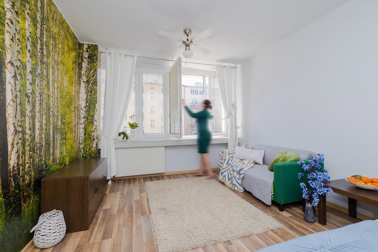 Stay With Friends In Varsovia Exterior foto