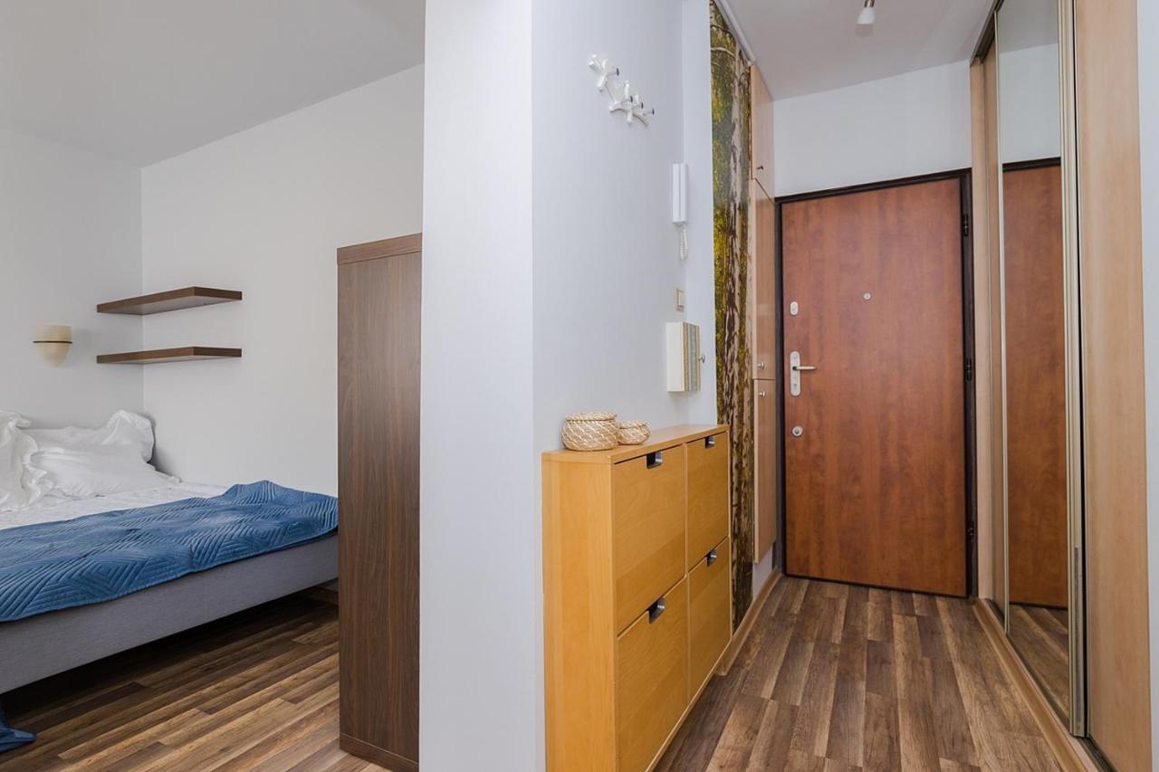 Stay With Friends In Varsovia Exterior foto