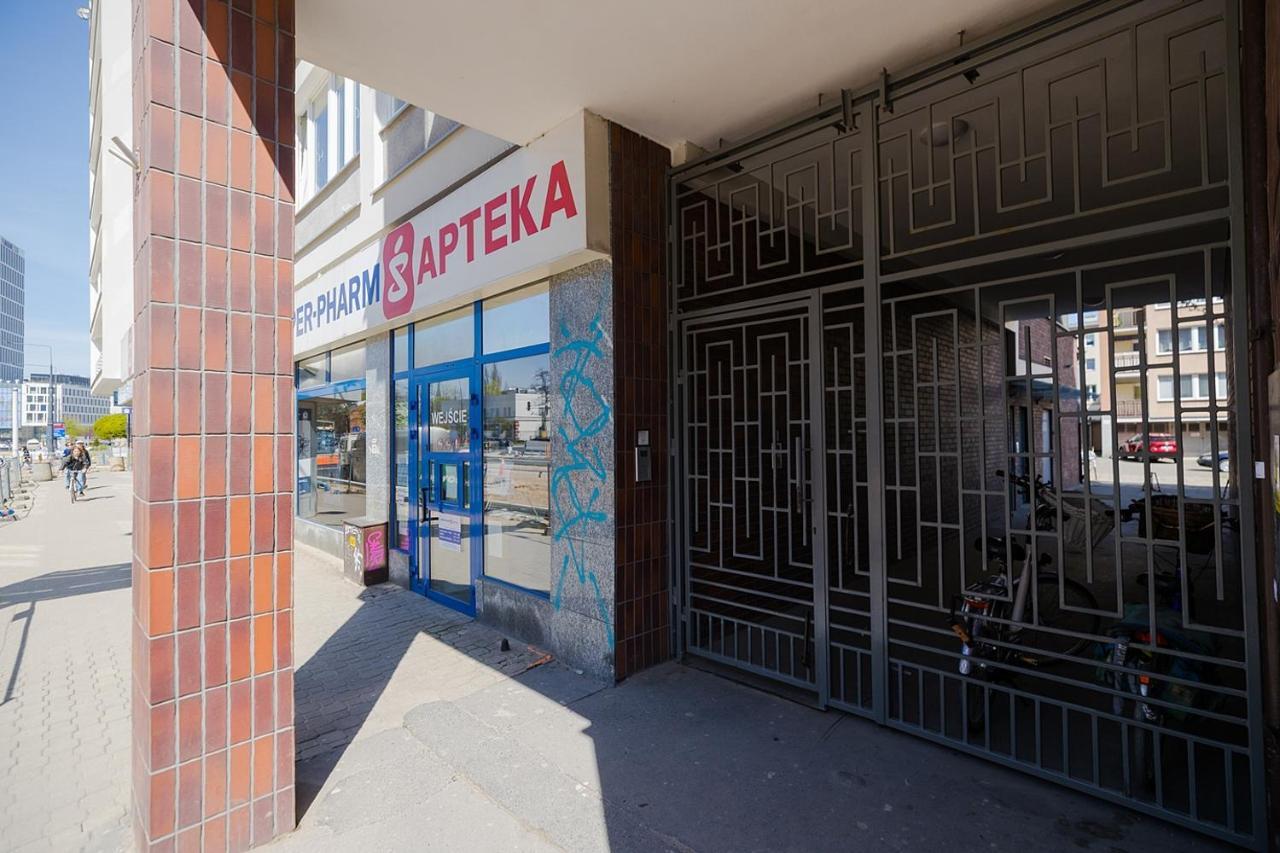 Stay With Friends In Varsovia Exterior foto